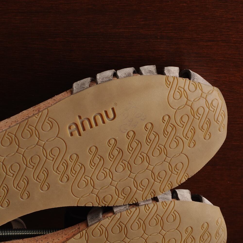 Ahnu Sandals Womens Size 9 Taupe Malini Leather Strappy Fisherman Coastal Shoes - Picture 12 of 15